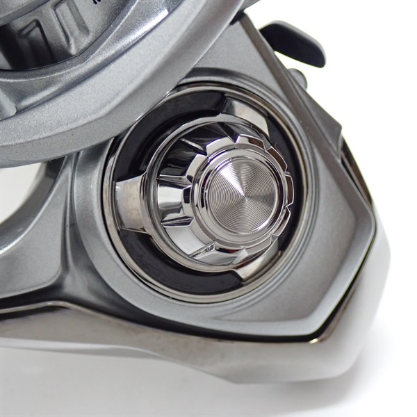 １８フリームスＬＴ５０００Ｄ－ＣＸＨ